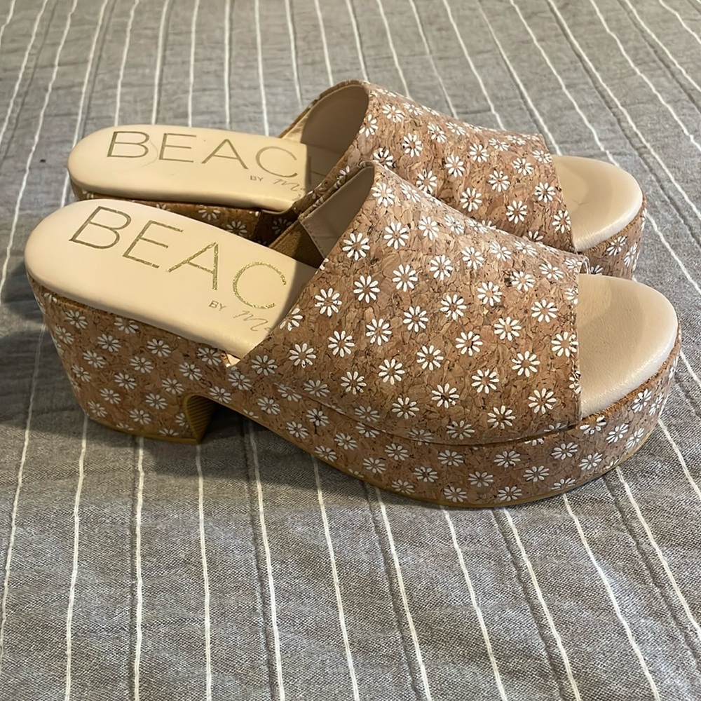 Beach by Matisse size 9